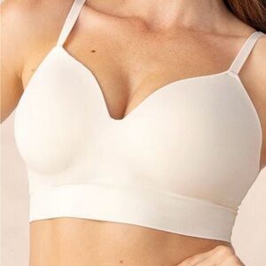 Truekind Women's Size L Chai Supportive Comfort Wireless Shaping Bra Nude/Sand